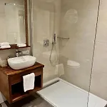 Haus Wenger Mountain View & Swimming Pool Apartment