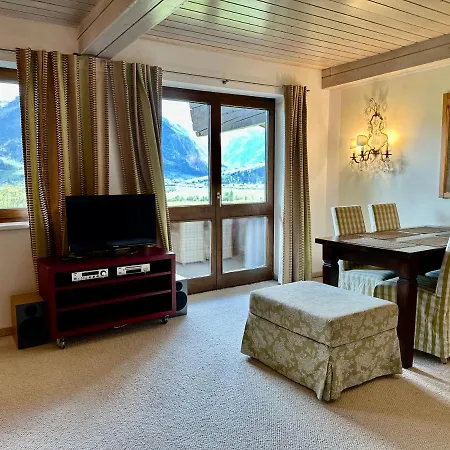 Haus Wenger Mountain View & Swimming Pool