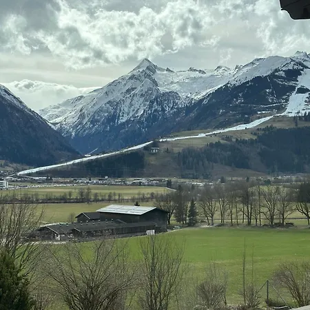 Daire Haus Wenger Mountain View & Swimming Pool *