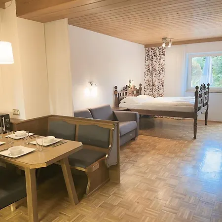 Haus Wenger Mountain View & Swimming Pool Appartement *