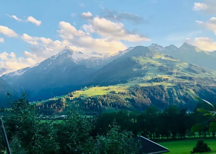 Апартаменты Haus Wenger Mountain View & Swimming Pool *