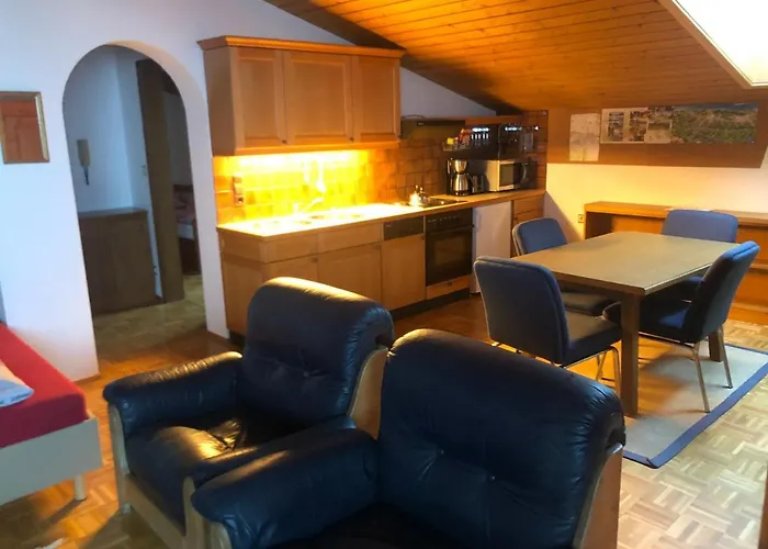 Haus Wenger Mountain View & Swimming Pool Капрун